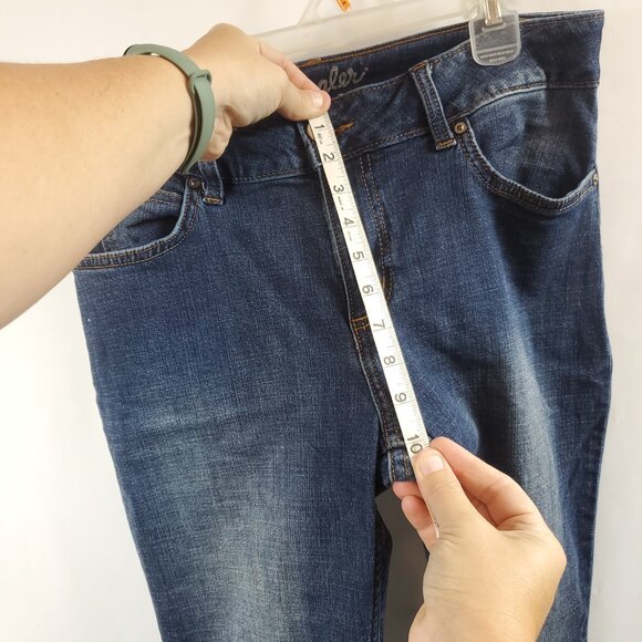 Wrangler Bootcut Womens Dark Blue Wash Denim Jeans Sz 9 x 34 - Picture 13 of 14